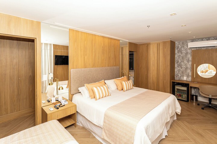 Room 78 of 156