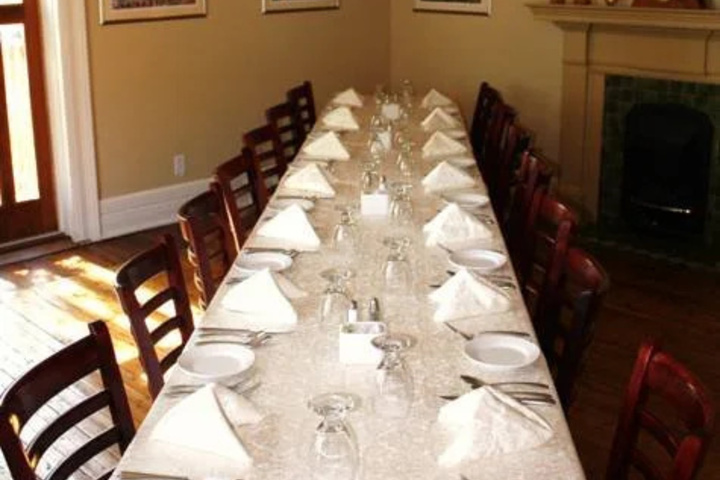 Dining 12 of 12