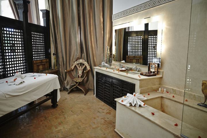 Room 27 of 50