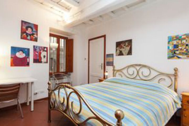 Room 11 of 21