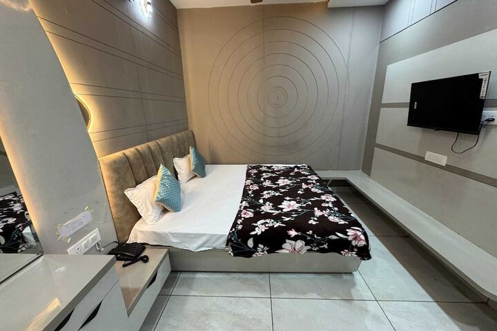 Room 22 of 26