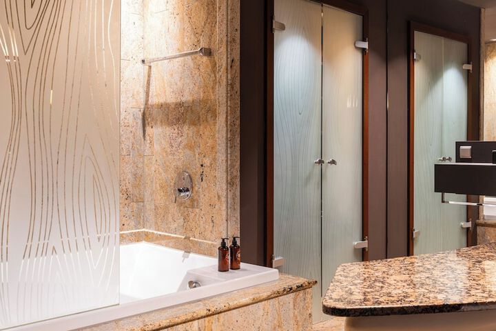 Clean Restrooms