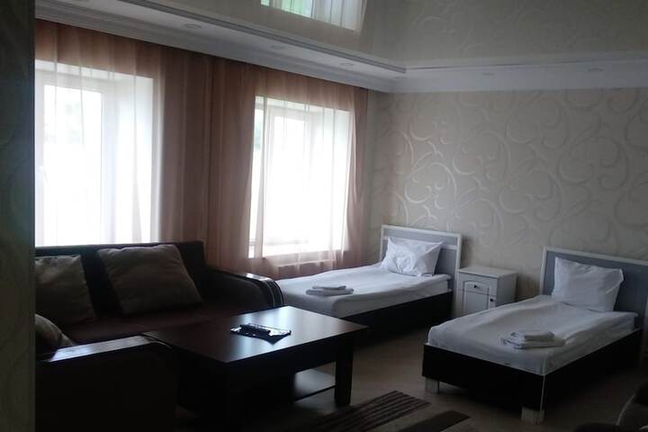 Room 9 of 13