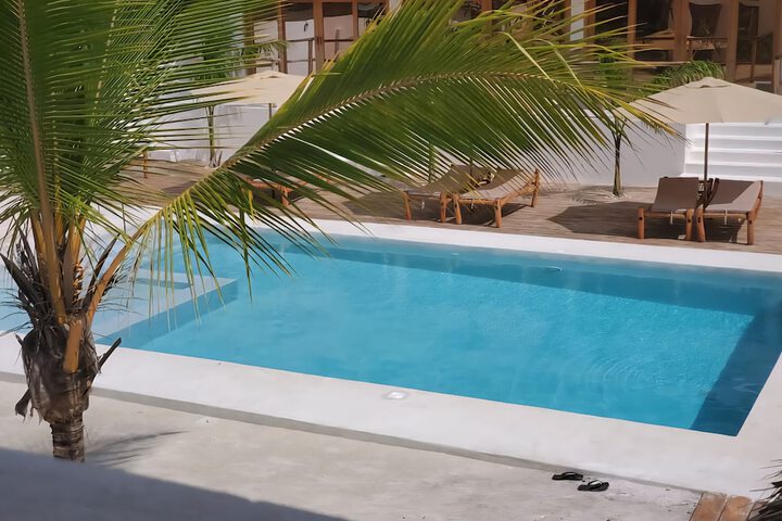 Pool 45 of 53