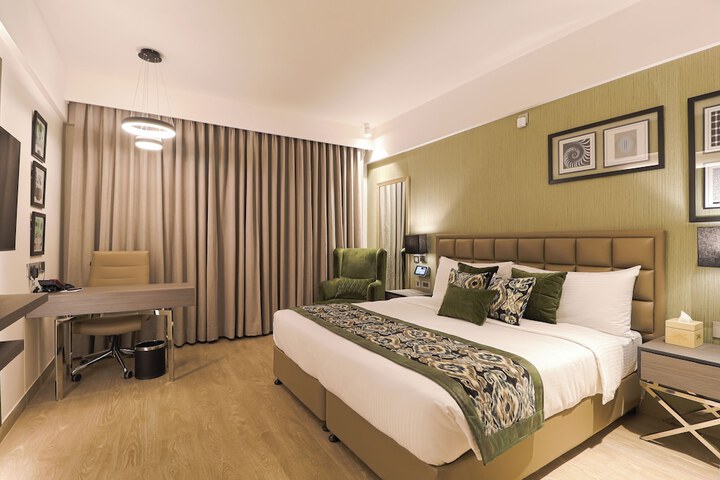 Room 36 of 65