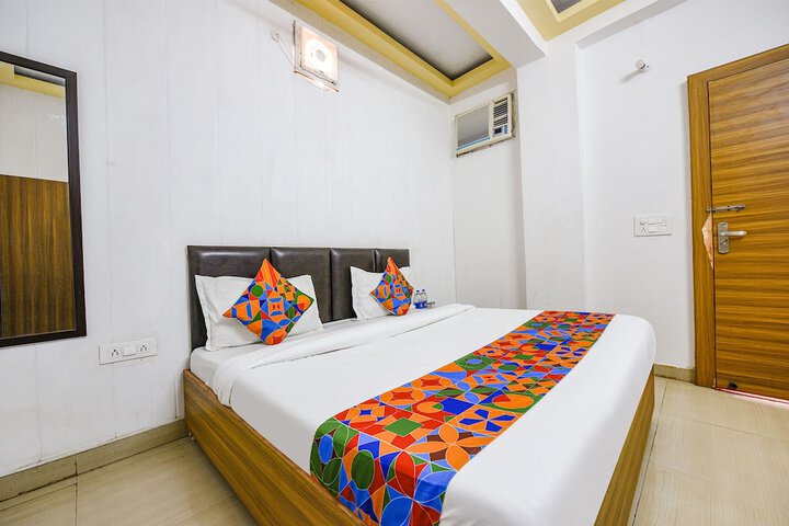 Room 14 of 23