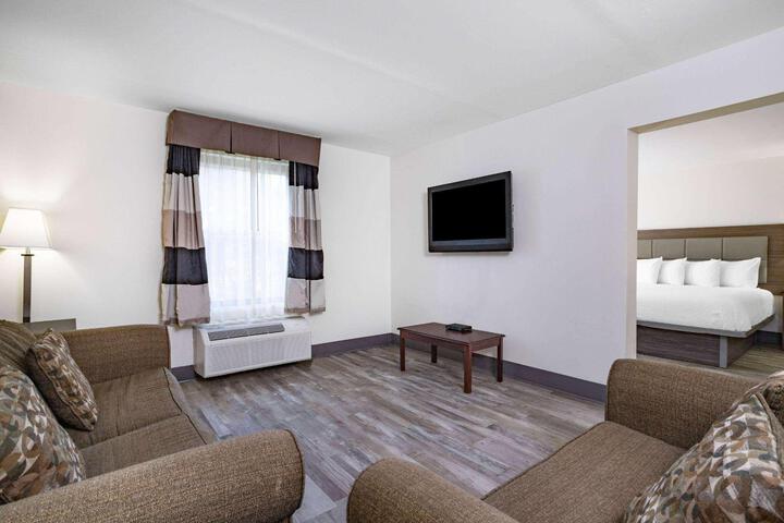 1 King Bed Mobility Accessible (3 of 11)