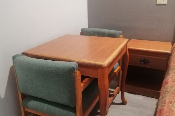 Room 15 of 22