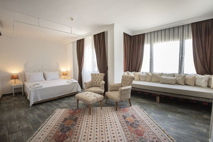 Room 43 of 75