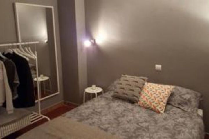 Room 8 of 34
