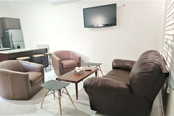 Room 8 of 17