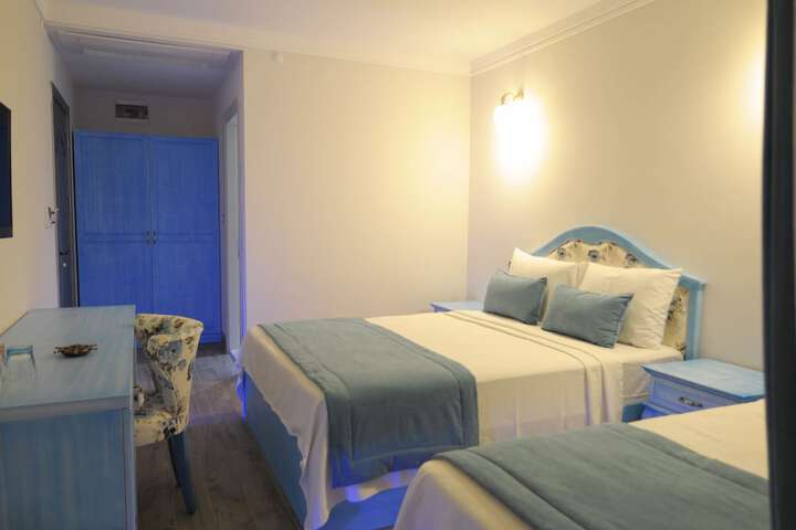 Room 21 of 73