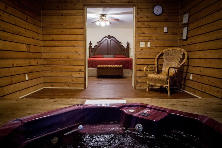 Quadruple King Size Bed (35 of 55)