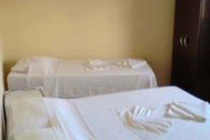 Room 7 of 19
