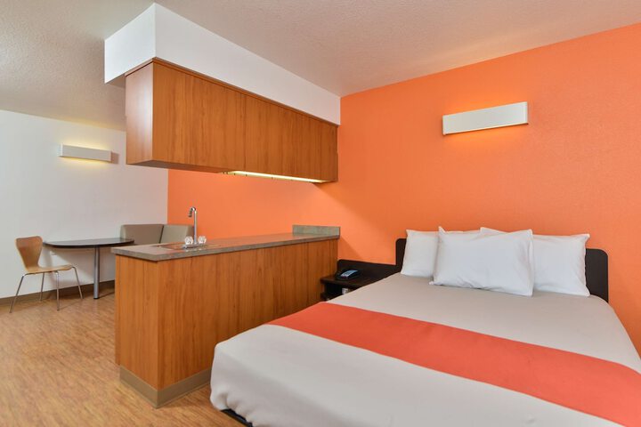 Room 19 of 31