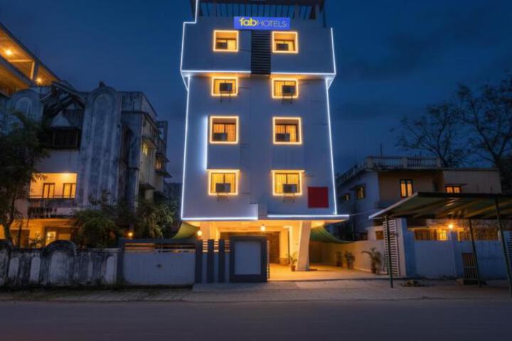 Hotel O Ocsa Inn