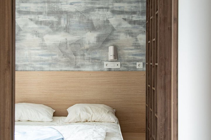 Room 6 of 38