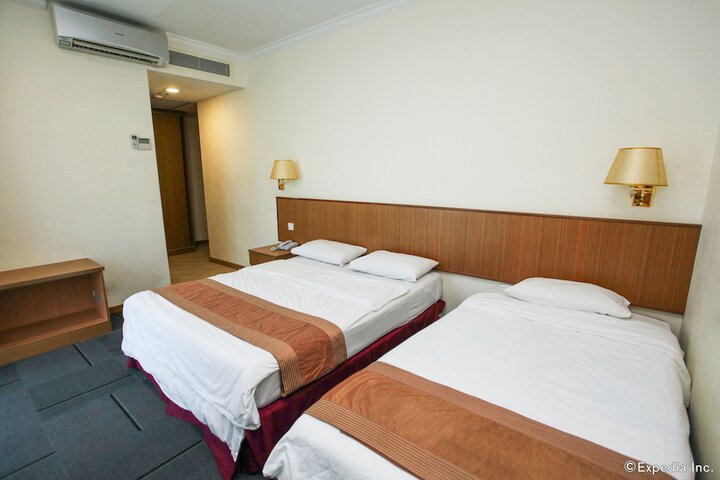 Room 5 of 44
