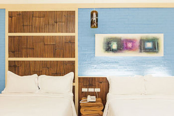 Room 27 of 30