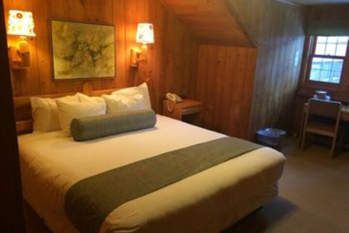 Room 46 of 117