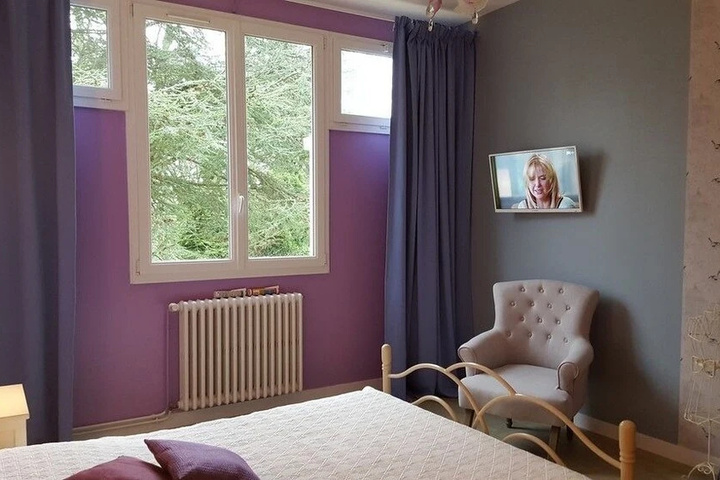 Room 2 of 13