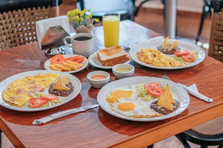 Breakfast/Coffee Service 45 of 54
