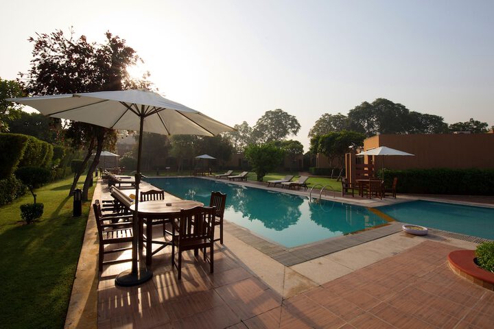 Pools & Facilities