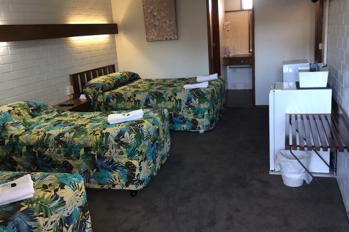 Room 3 of 11