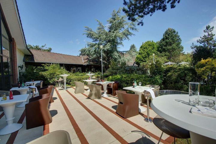 Terrace/Patio 40 of 42