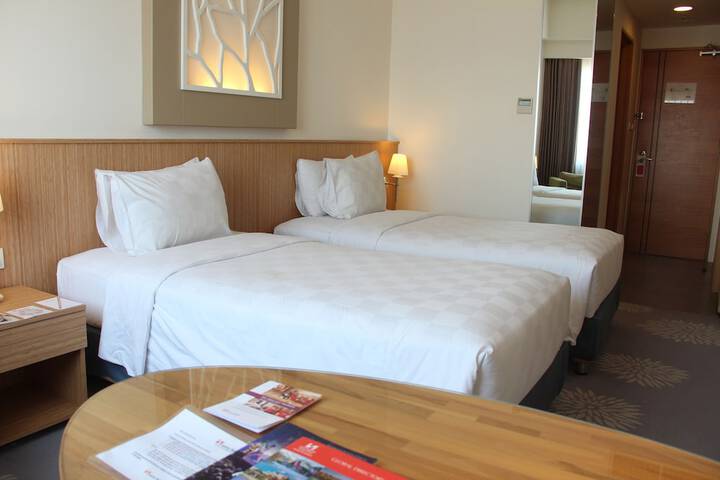 Room 8 of 68