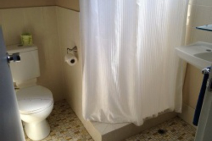 Room 139 of 144