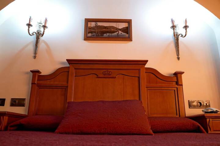 Room 16 of 63