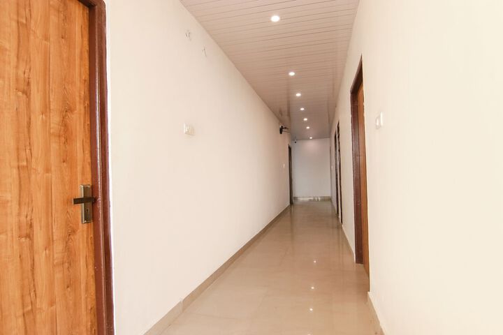 Hotel Interior 2 of 32