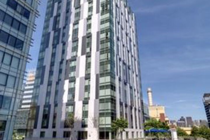 Hotel Exterior 12 of 65