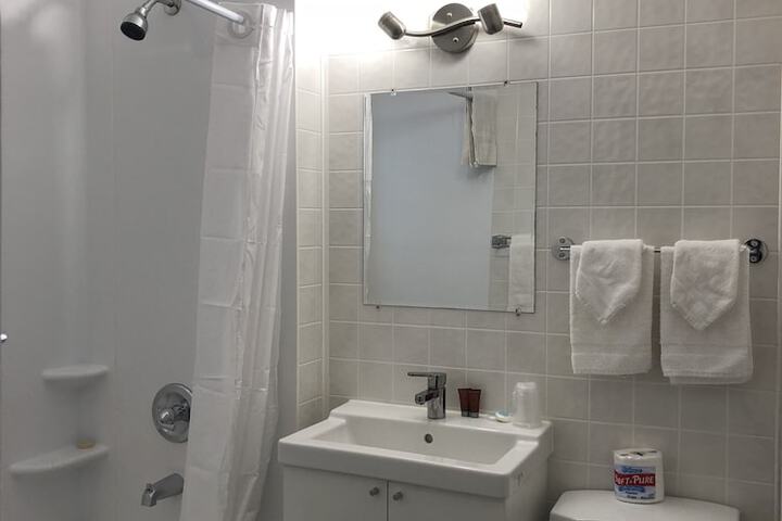 Room 18 of 31