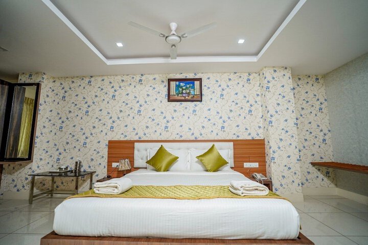 Room 7 of 7