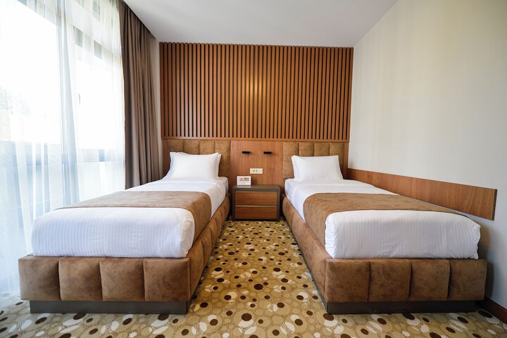 Room 3 of 47