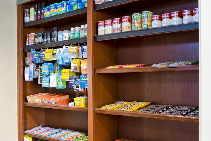 Snack bar