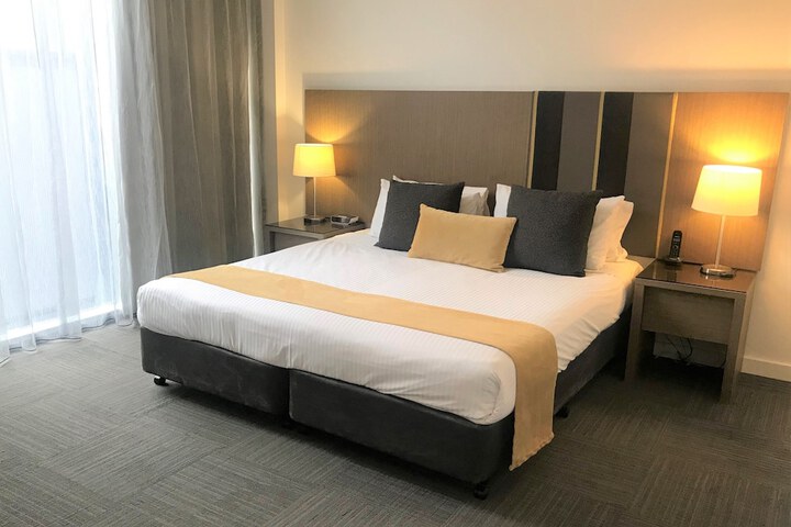 Room 13 of 41