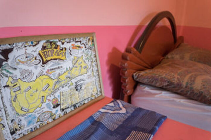 Room 22 of 32
