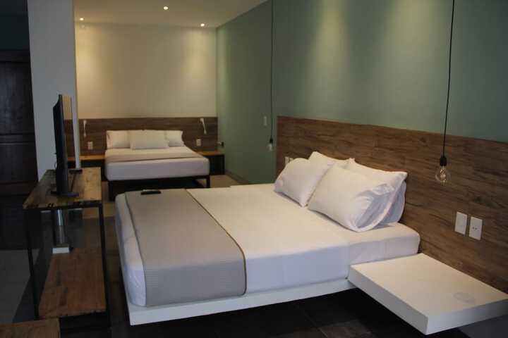 Room 46 of 118