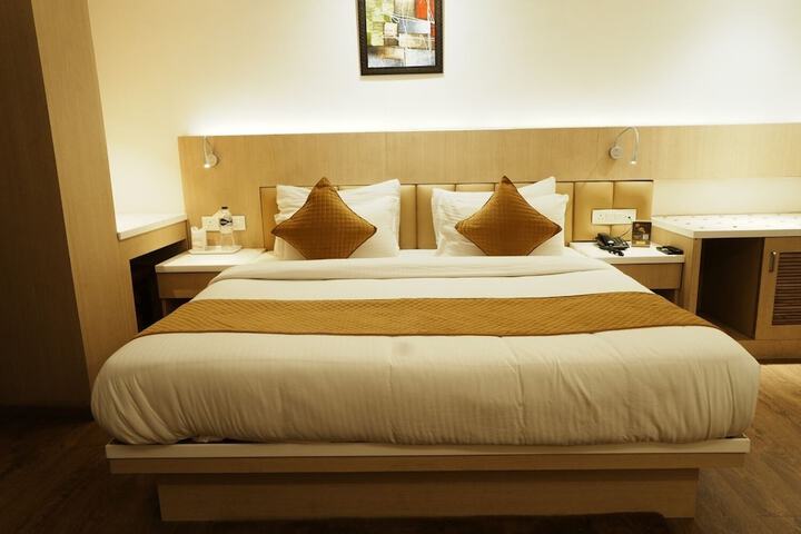 Room 16 of 70
