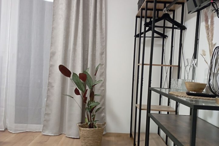 Room 17 of 57