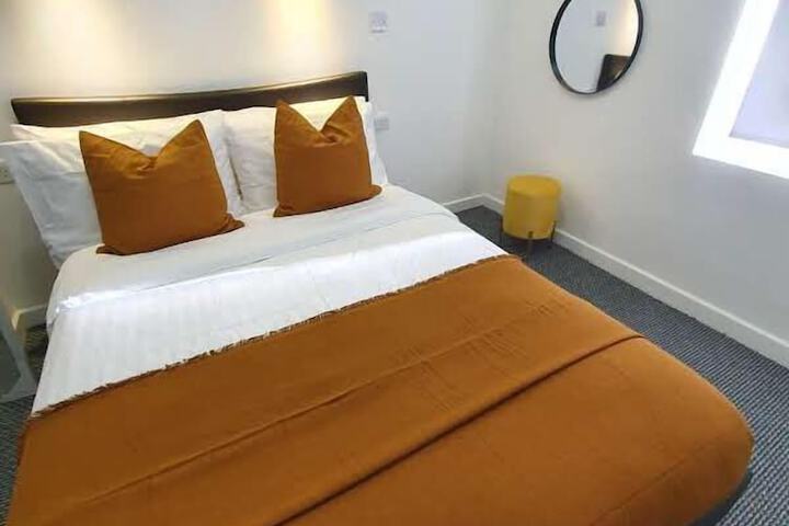 Room 8 of 23