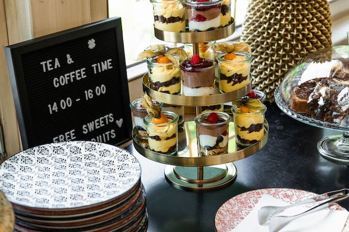 Breakfast/Coffee Service 85 of 120