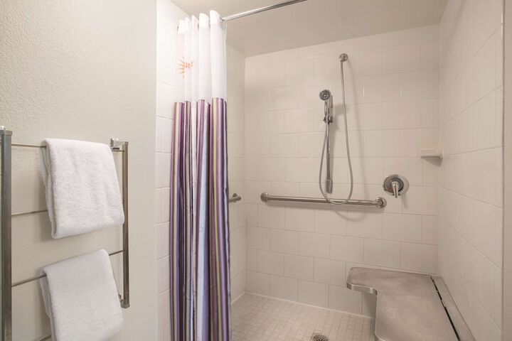 Double Accessible (13 of 18)