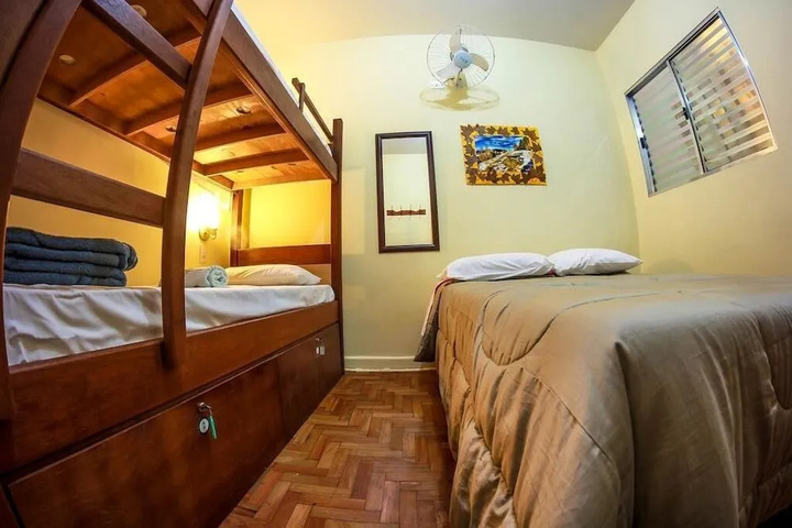 Room 2 of 8