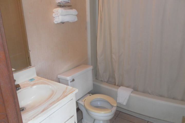 Room 20 of 27