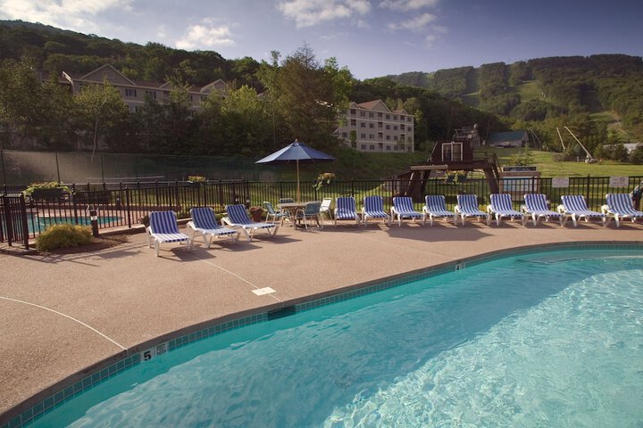 Private pool