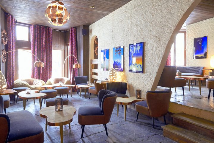 Lounge 58 of 73